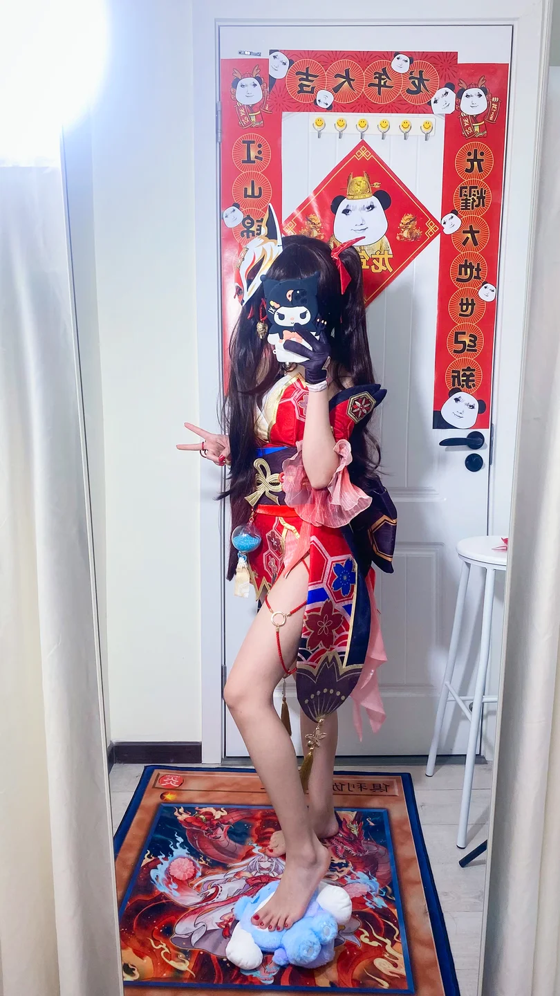 白栎Shirly_No_034_崩坏·星穹铁道_花火_53P,3V_237MB tg@simisebaisi 【丝足阁】034.webp